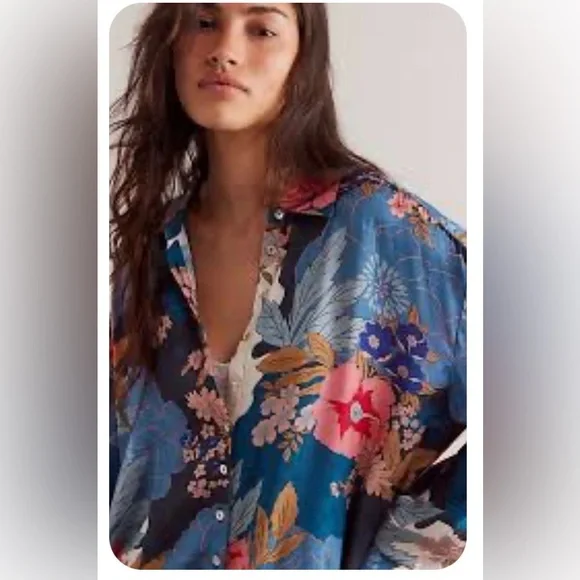 Spell/Free People Tyler Printed Shirt in Blue Shadow Size S. NWT